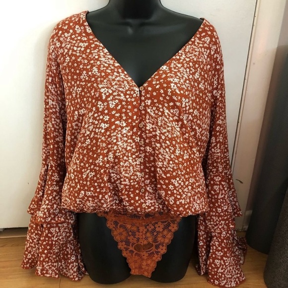 🧡NWT Free People Orange Floral Bodysuit Size Small🧡 - Picture 2 of 7